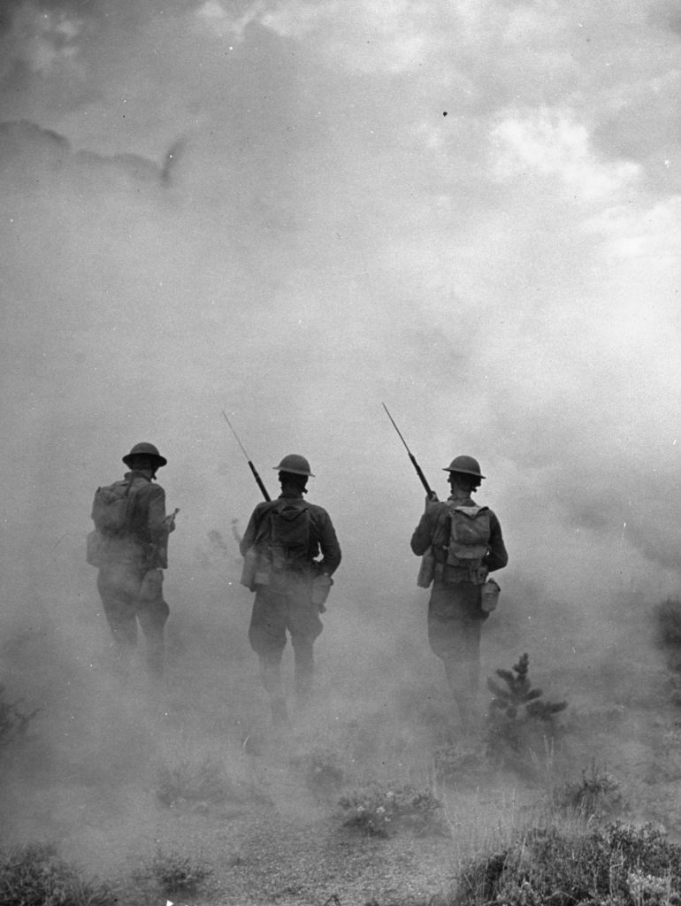 Army maneuvers at Fort Warren. (Photo by Horace Bristol/The LIFE Picture Collection © Meredith Corporation)