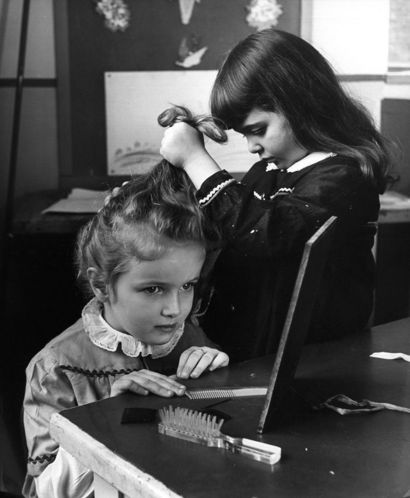 Photo from a public "genius school" for 3-to-11-year-olds at New York's Hunter College, 1948.