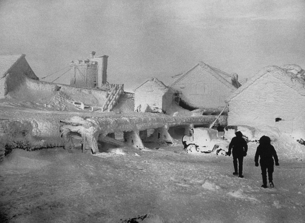 Brutal weather atop New Hampshire's Mount Washington, 1953.