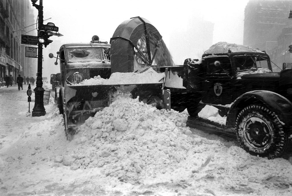 Blizzard in New York City, Mar. 18-19, 1956.