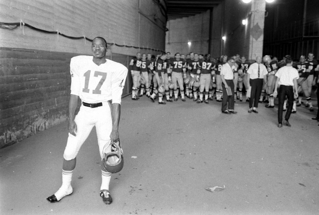 The First Super Bowl: Rare Photos from a Football Classic