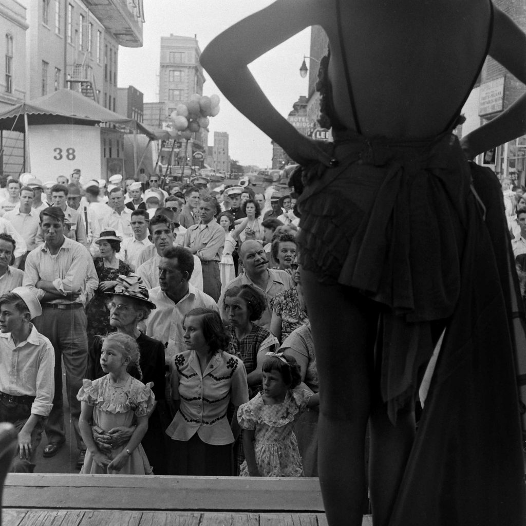 Striptease Superstar: Rare and Classic Photos of Gypsy Rose Lee